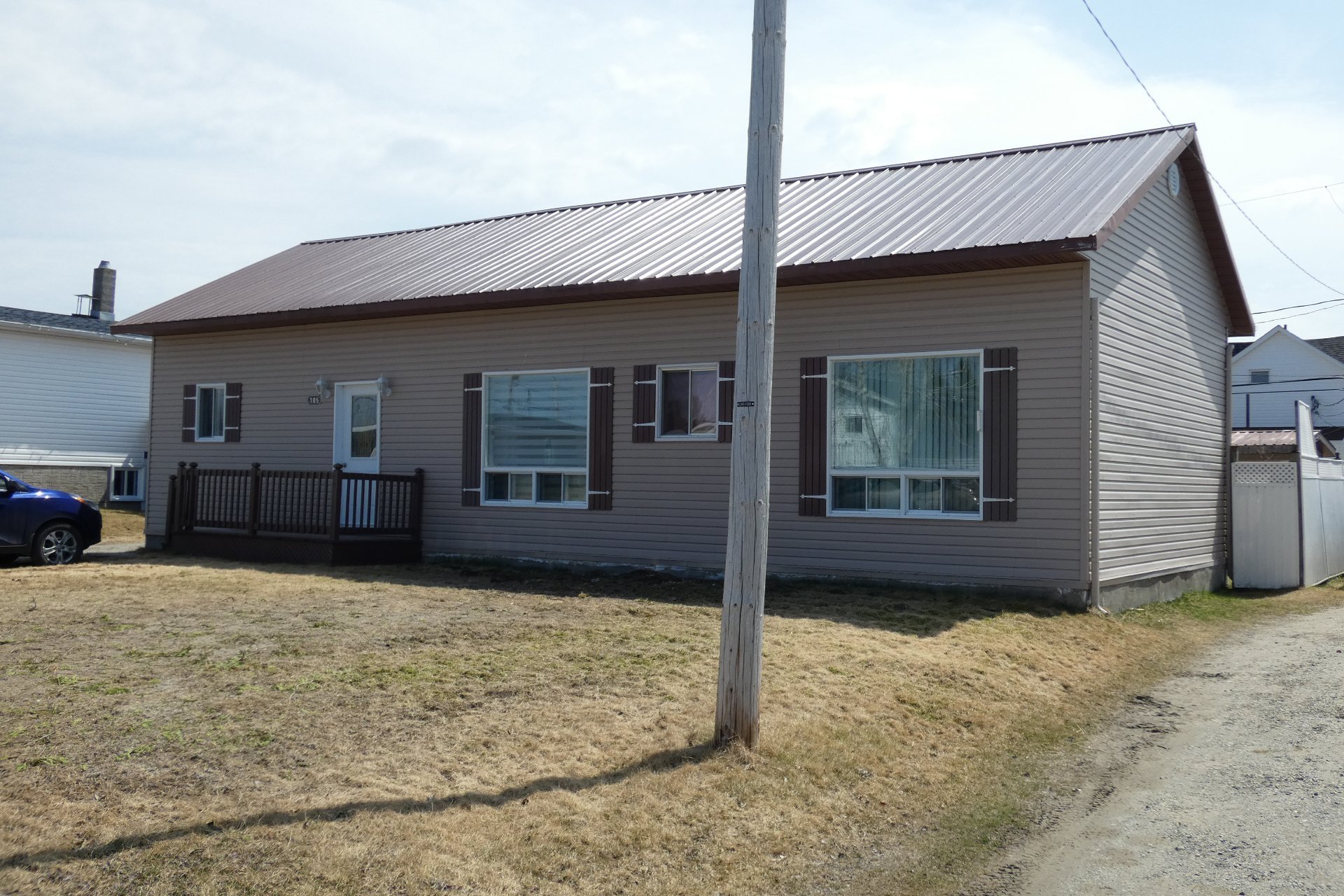 Propriétés 105 Place Cent La Sarre Les immeubles EXCELL